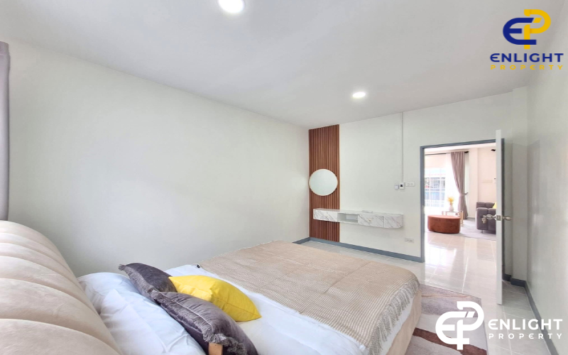 - บ้านเดี่ยวในโครงการ ห่างสุขุมวิทเพียง 5 นาที -