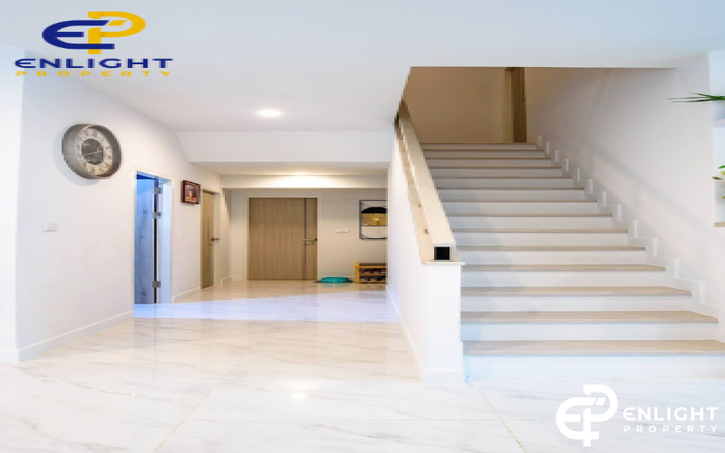 - บ้านขายในโครงการห่างโรงเรียนนานาชาติฟินิกซ์เพียง 4 นาที -