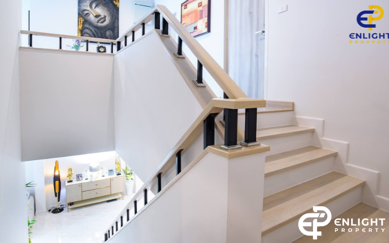 - บ้านขายในโครงการห่างโรงเรียนนานาชาติฟินิกซ์เพียง 4 นาที -