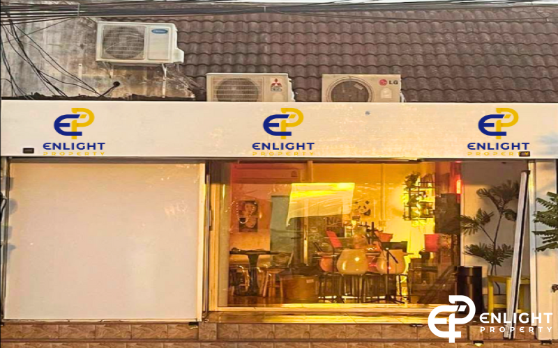 - เซ้งร้านนั่งชิลล์กลางวันเป็นร้านกาแฟ กลางคืนเป็นร้านนั่งชิลล์ -