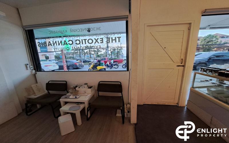 - ร้านกัญชาติดถนนเทพประสิทธิ์ห่างตลาดเทพประสิทธิ์ไม่ถึง 200 เมตร -