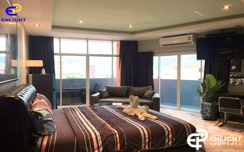 - โรงเเรมขายพร้อมผู้เช่าใกล้ Walking st และชายหาดพัทยาเพียง 300 เมตร -