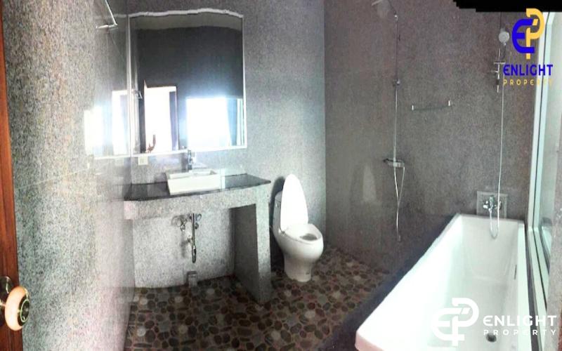 - โรงเเรมขายพร้อมผู้เช่าใกล้ Walking st และชายหาดพัทยาเพียง 300 เมตร -