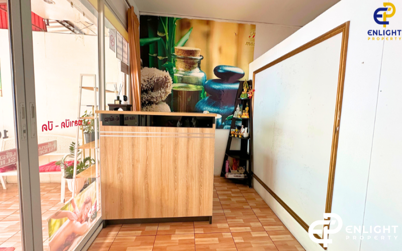 - ร้านนวดทำเลดีห่างชายหาดพัทยาไม่ถึง 1 กิโลเมตร -