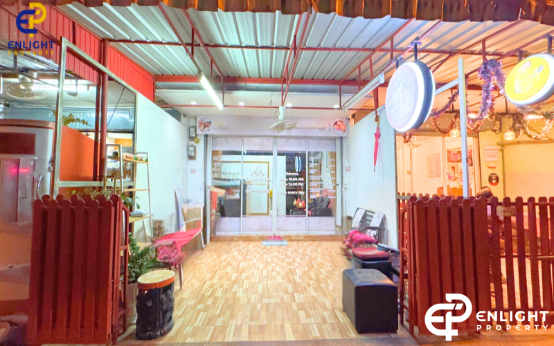 - ร้านนวดทำเลดีห่างชายหาดพัทยาไม่ถึง 1 กิโลเมตร -