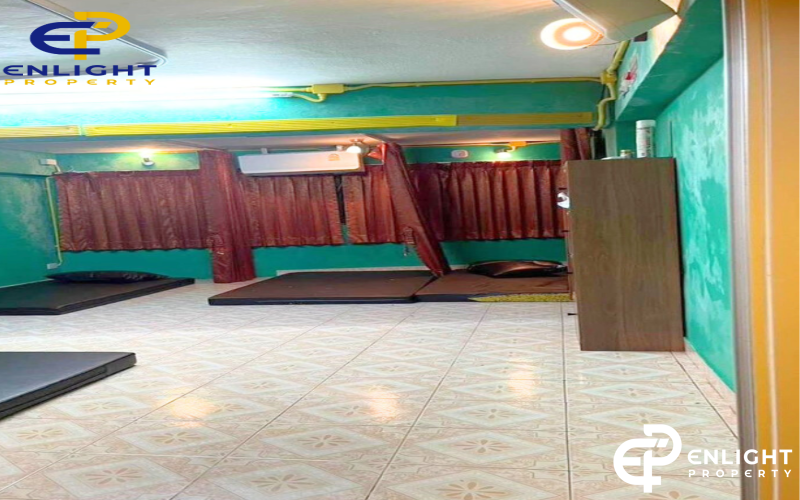 - ขายกิจการร้านนวดใกล้ Walking street ไม่ถึง 300 เมตร ติดถนน -