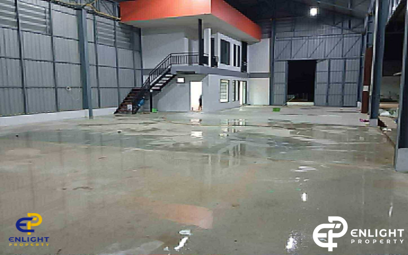 โกดังพร้อมที่ดินขนาด 1 ไร่ ขายพร้อมผู้เช่า