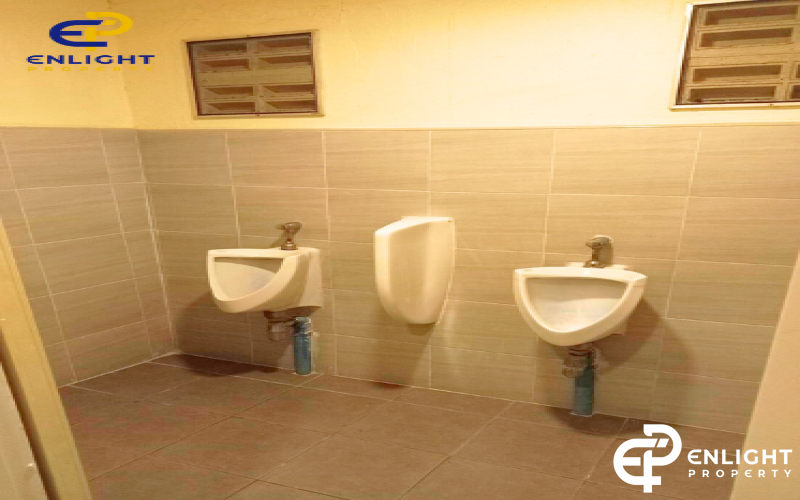 - ภัตตราคารอาหารจีน ตึกแถว 4 ชั้น 3 คูหา ทำเลทอง -