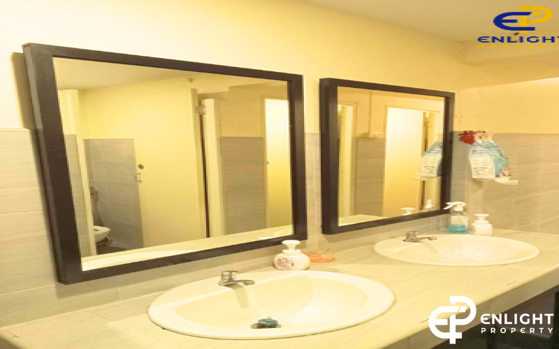 - ภัตตราคารอาหารจีน ตึกแถว 4 ชั้น 3 คูหา ทำเลทอง -