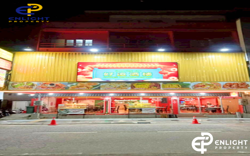 - ภัตตราคารอาหารจีน ตึกแถว 4 ชั้น 3 คูหา ทำเลทอง -