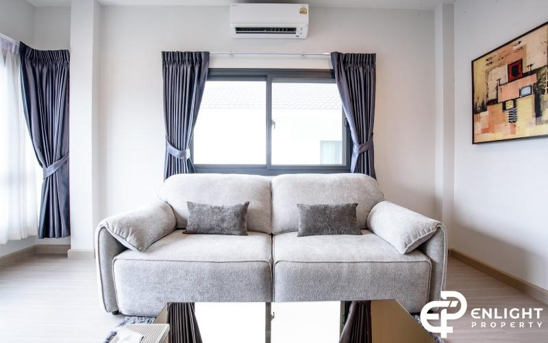 Two-Storey Detached House for Sale – Fully Furnished