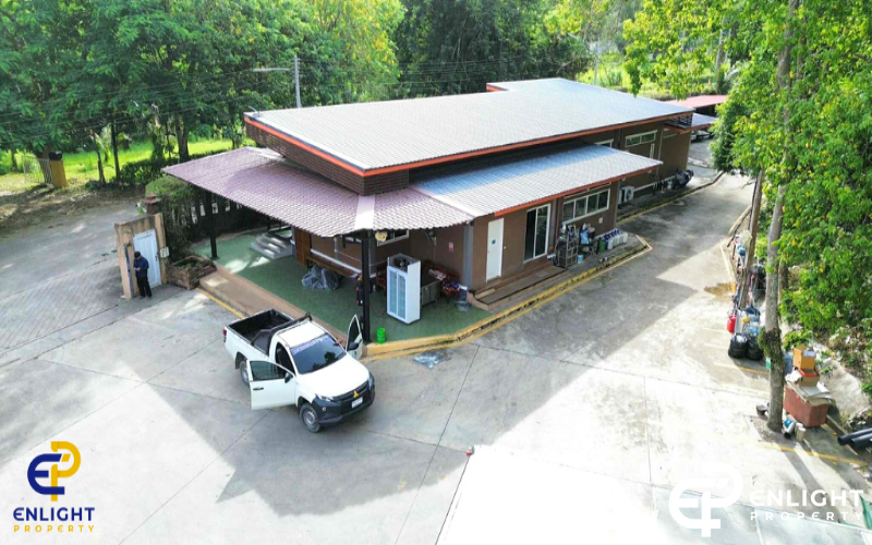 - ขาย/เช่า ที่ดินพร้อมสิ่งปลูกสร้าง ว่างพร้อมสำหรับธุรกิจ -