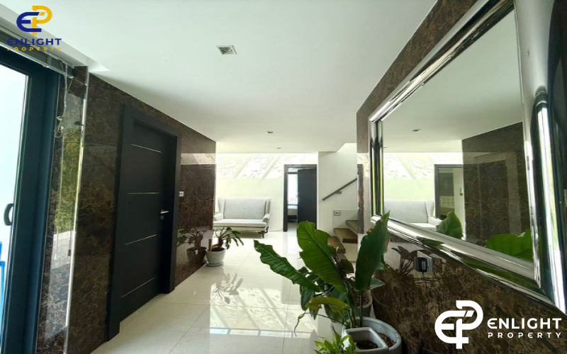 - บ้านเช่าใกล้ทะเล สไตล์ Luxury มีสระว่ายน้ำพร้อมฟิตเนสส่วนตัว -