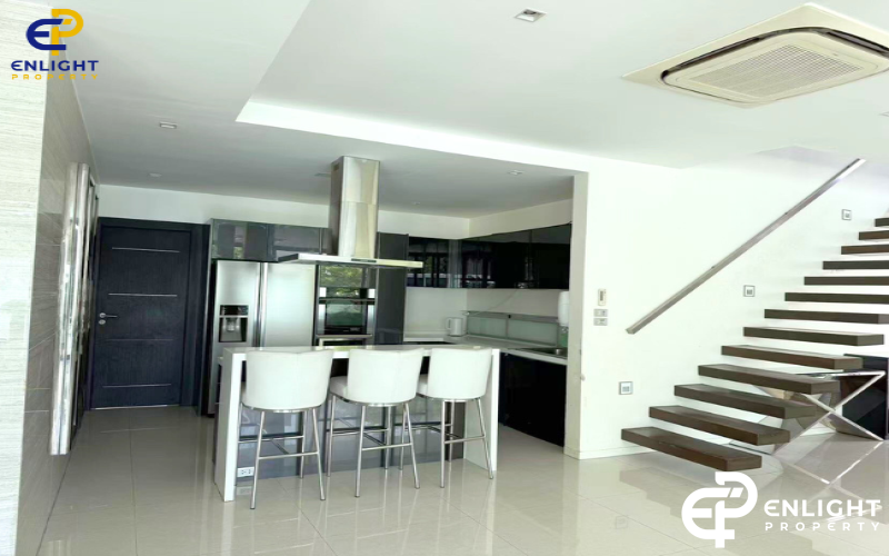 - บ้านเช่าใกล้ทะเล สไตล์ Luxury มีสระว่ายน้ำพร้อมฟิตเนสส่วนตัว -