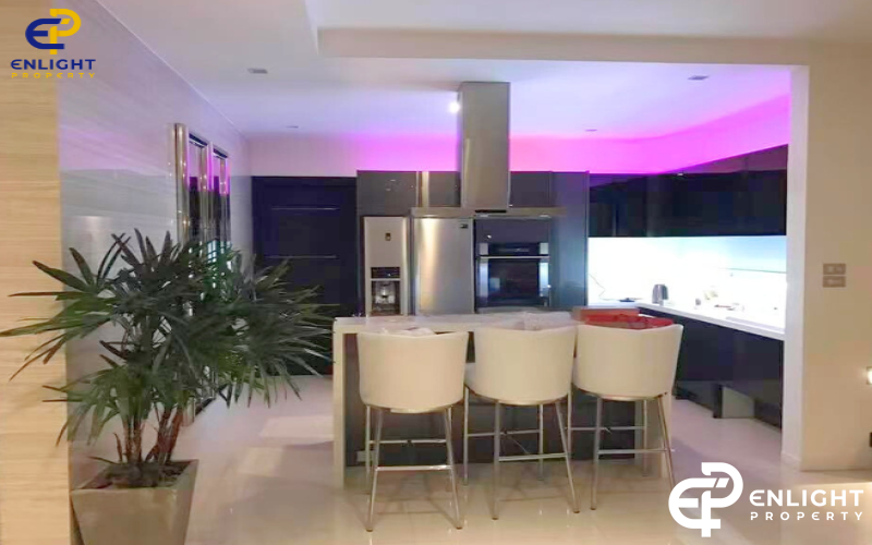 - บ้านเช่าใกล้ทะเล สไตล์ Luxury มีสระว่ายน้ำพร้อมฟิตเนสส่วนตัว -