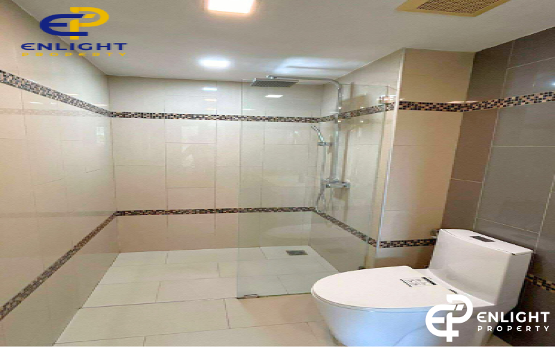 - คอนโดใกล้ชายหาดเพียง 1 นาที ว่างพร้อมเข้าอยู่ -