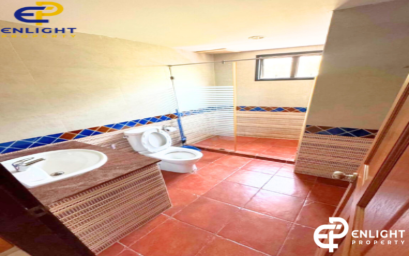 - เซ้งร้านบาร์พร้อมกิจการโฮสเทล วิวทะเล -