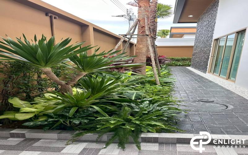 For Rent – Luxury Pool Villa at Baan Mae Bibury, Pattaya