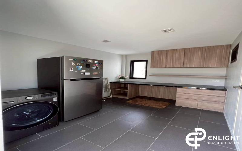 Uravan Grand Villa Village