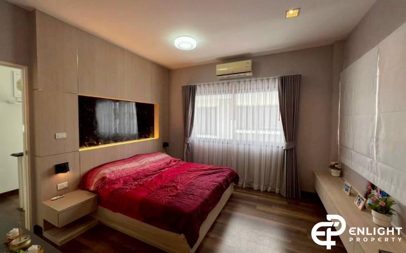 Uravan Grand Villa Village