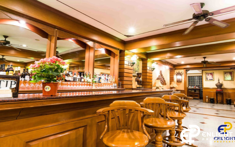 - ขายโรงเเรมใกล้ทะเลเพียง 3 นาที และ ห่าง Walking St. เพียง 5 นาที