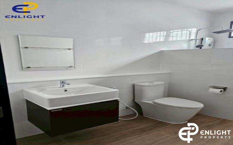 - บ้านในโครงการเดี่ยวใกล้ถนนสุขุมวิท ห่างโรงเรียนนานาชาติฟินิกซ์ ไม่ถึง 10 นาที -