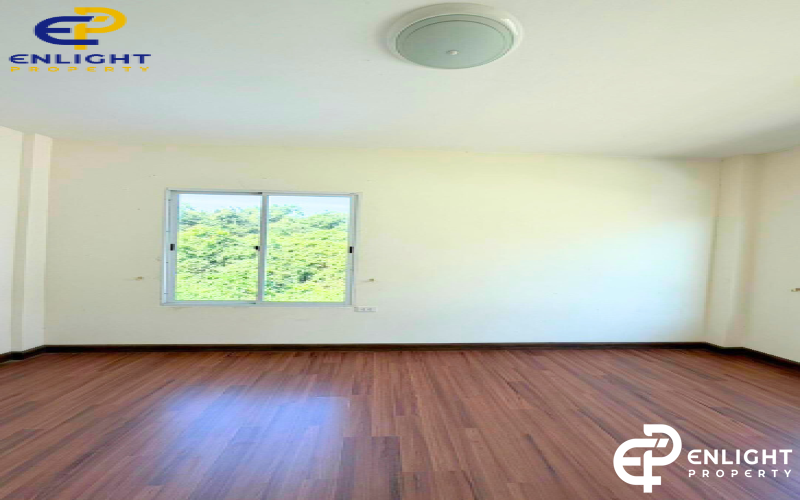 - บ้านราคา 2 ล้านต้นๆ ใกล้มาบประชัน จะอยู่เองหรือรีโนเวทก็คุ้ม -