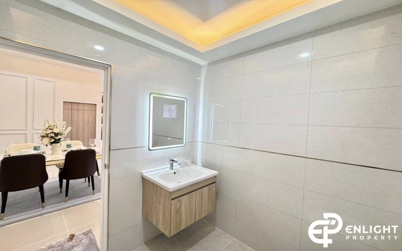 Paradise Hill 2, Khao Noi