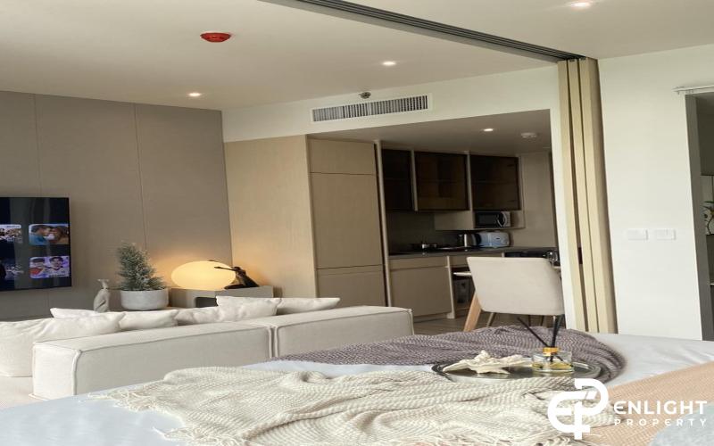 Arom Wongamat Condominium