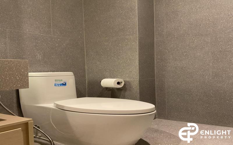 Arom Wongamat Condominium