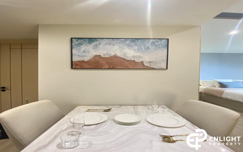 Arom Wongamat Condominium