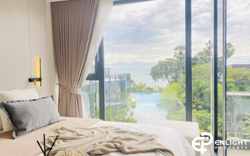 Arom Wongamat Condominium