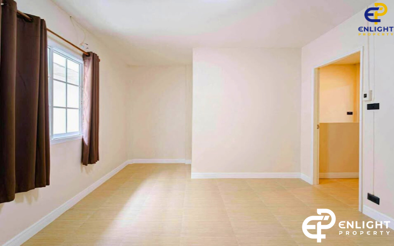 - บ้านทาวน์โฮมรีโนเวทห่างหาดจอมเทียน 5 นาที พร้อมเข้าอยู่ -