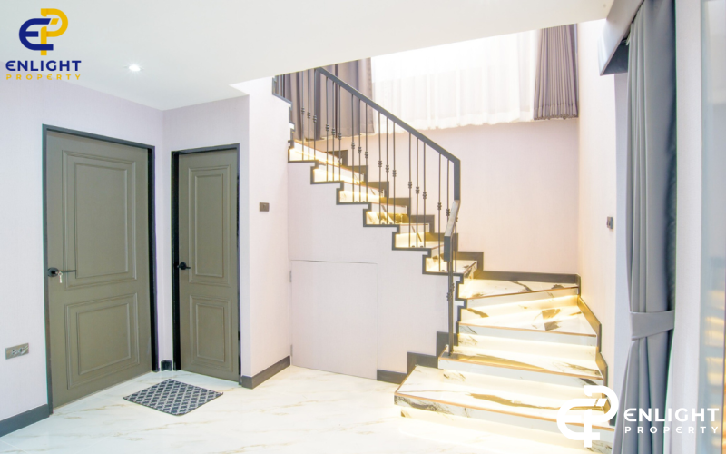 - บ้านในโครงการใจกลางเมือง ตกแต่งพร้อมเข้าอยู่ -