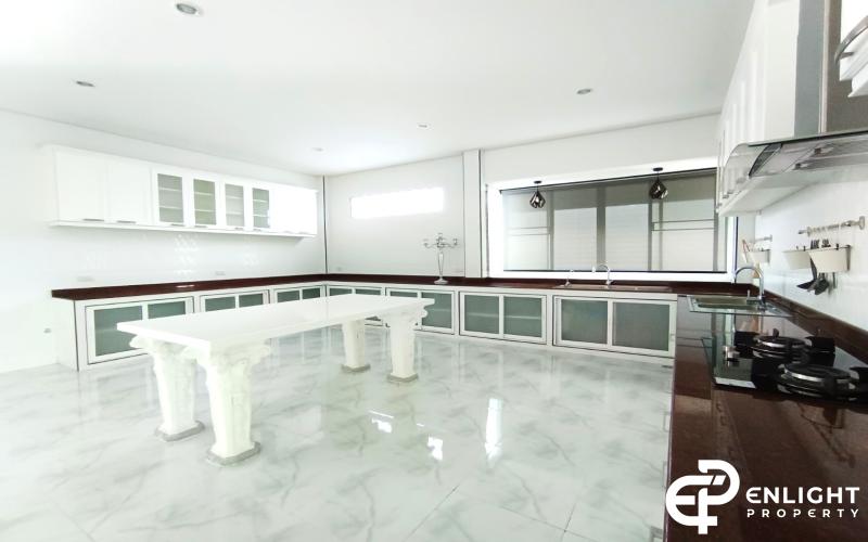 BIGPOOL Pool Villa For sale