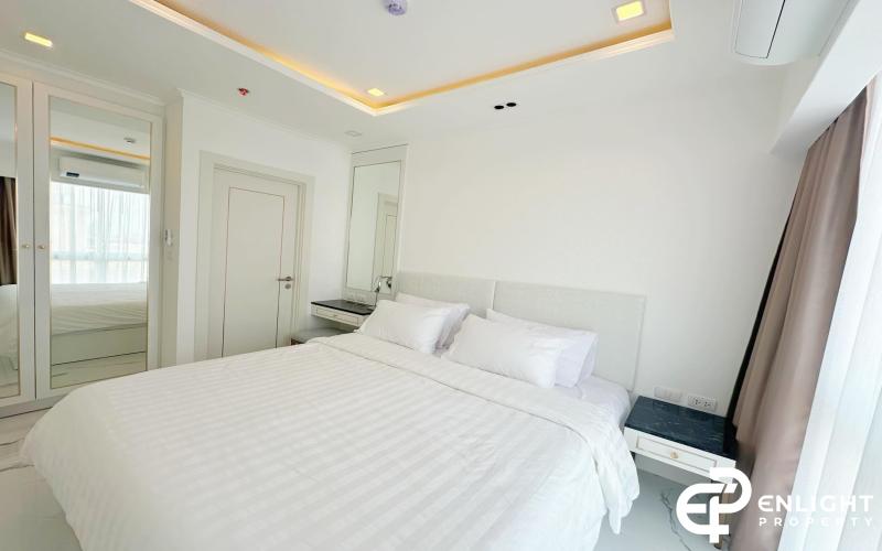 The Empire Tower Pattaya – Corner Unit with Mountain View | Brand-New & Fully Furnished!