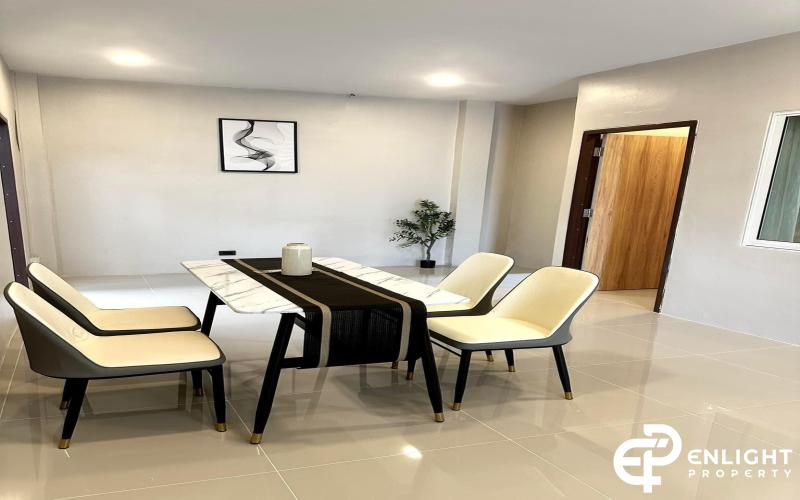 For Sale – Renovated Corner Townhouse | Rattanakorn Village 19