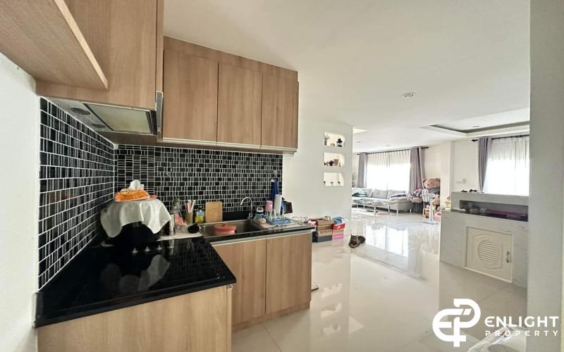 2-Storey Semi-Detached House for Sale