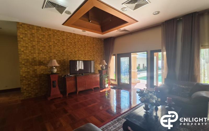 House for Rent – Walking Distance to the Beach