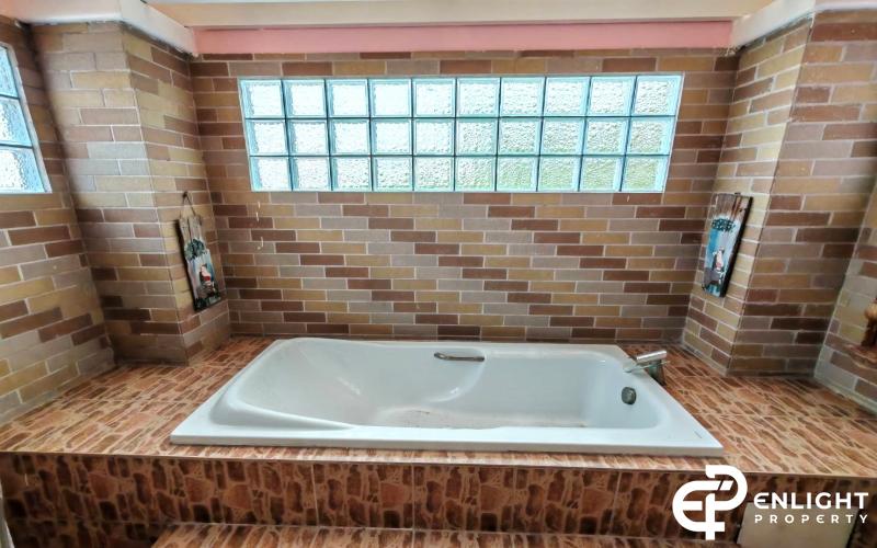 Mu Ban Rim Hat – 2-Storey House for Sale