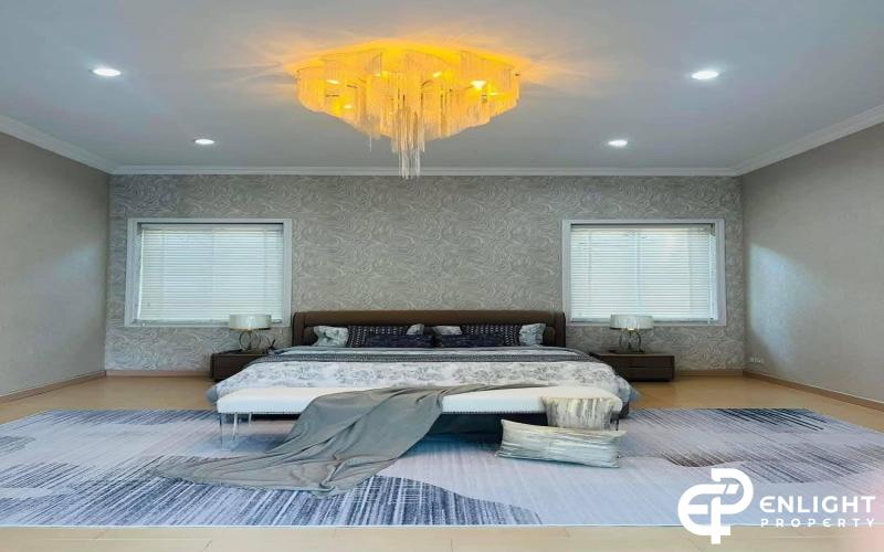 Spacious Pool Villa with Large Garden – For Sale