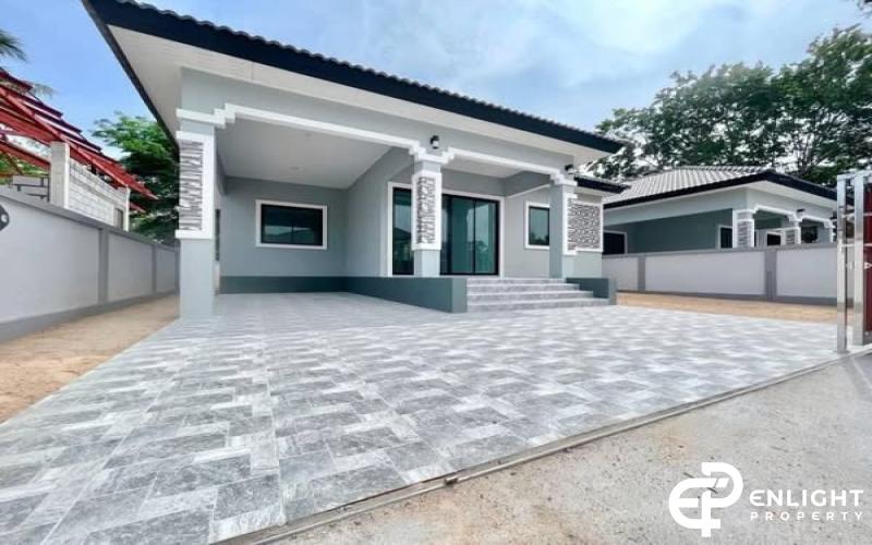 Luxury Single-Storey Home – Spacious Land