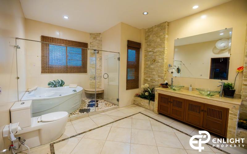 November T Pool Villa 2 – For Rent