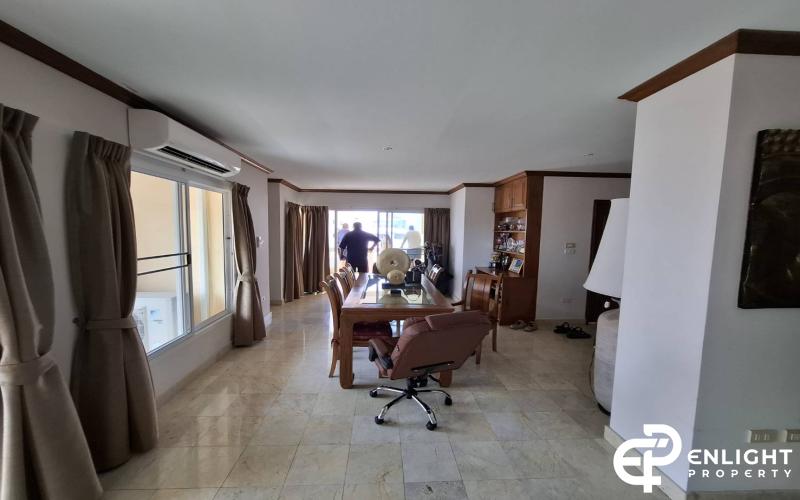 Bay View Condo for Sale