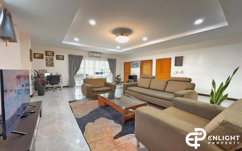 Luxury 3-Bedroom, 3-Bathroom House for Rent