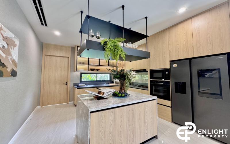 Luxury Vista Villa – High-End Investment Property in the Heart of Pattaya